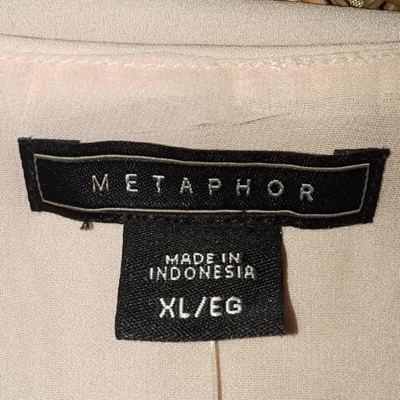 Tank Top - Picture 3 of 4